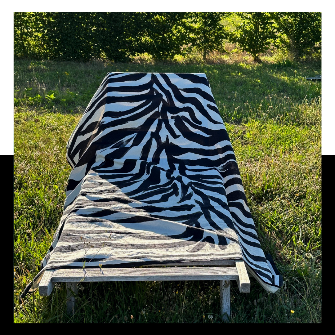 Drap de Plage: Zebra watercolour